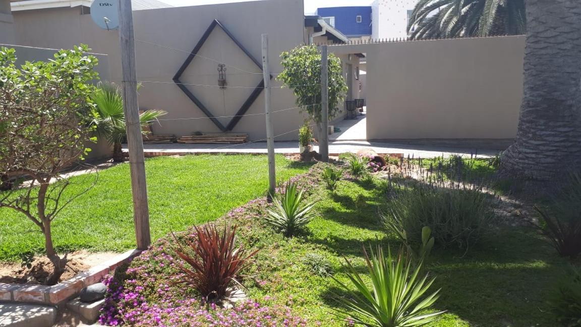The Mole Guesthouse Swakopmund Zewnętrze zdjęcie